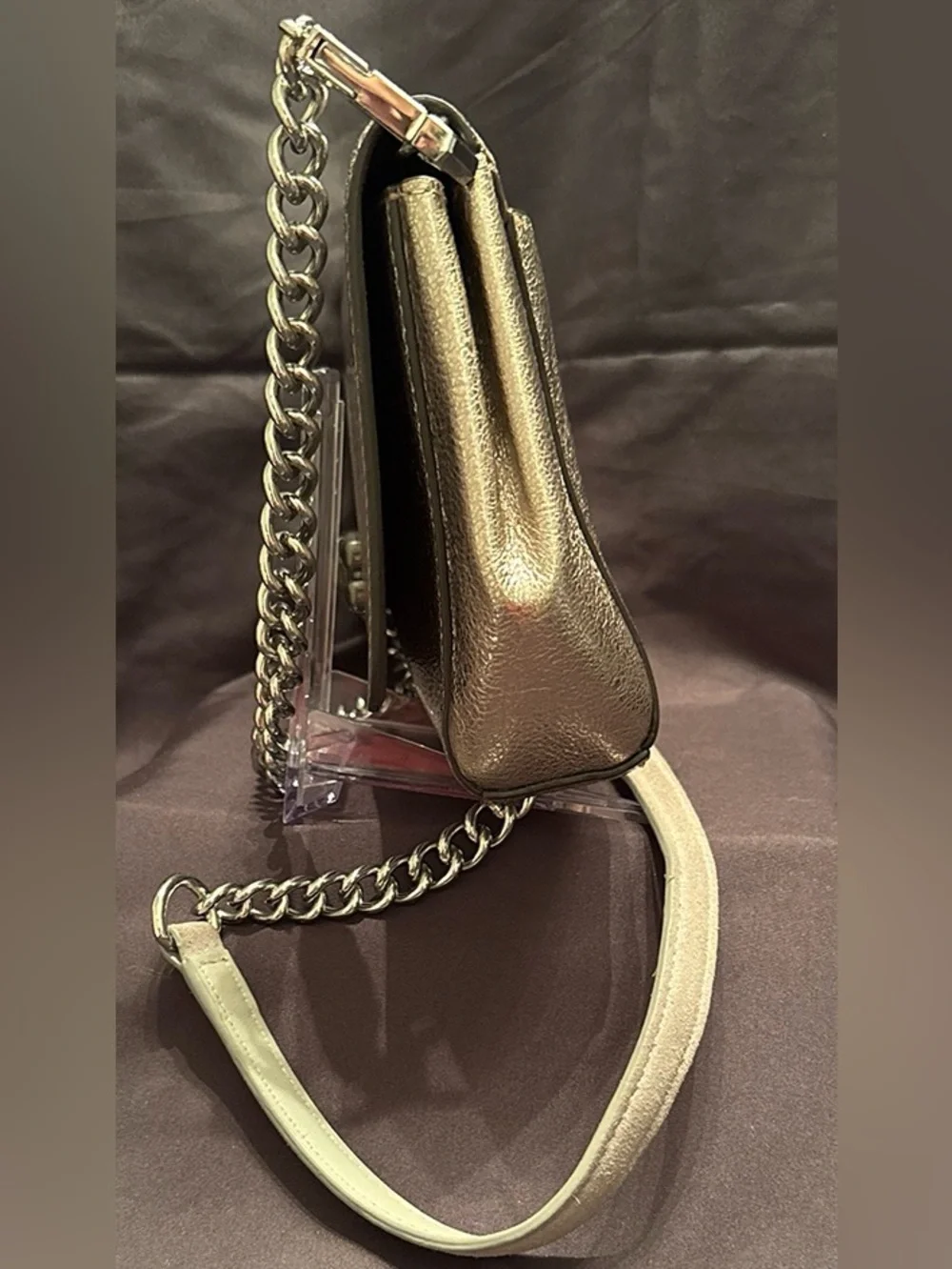 Coach 43023 Alexa Turnlock Clutch Crossbody Metallic Platinum Leather